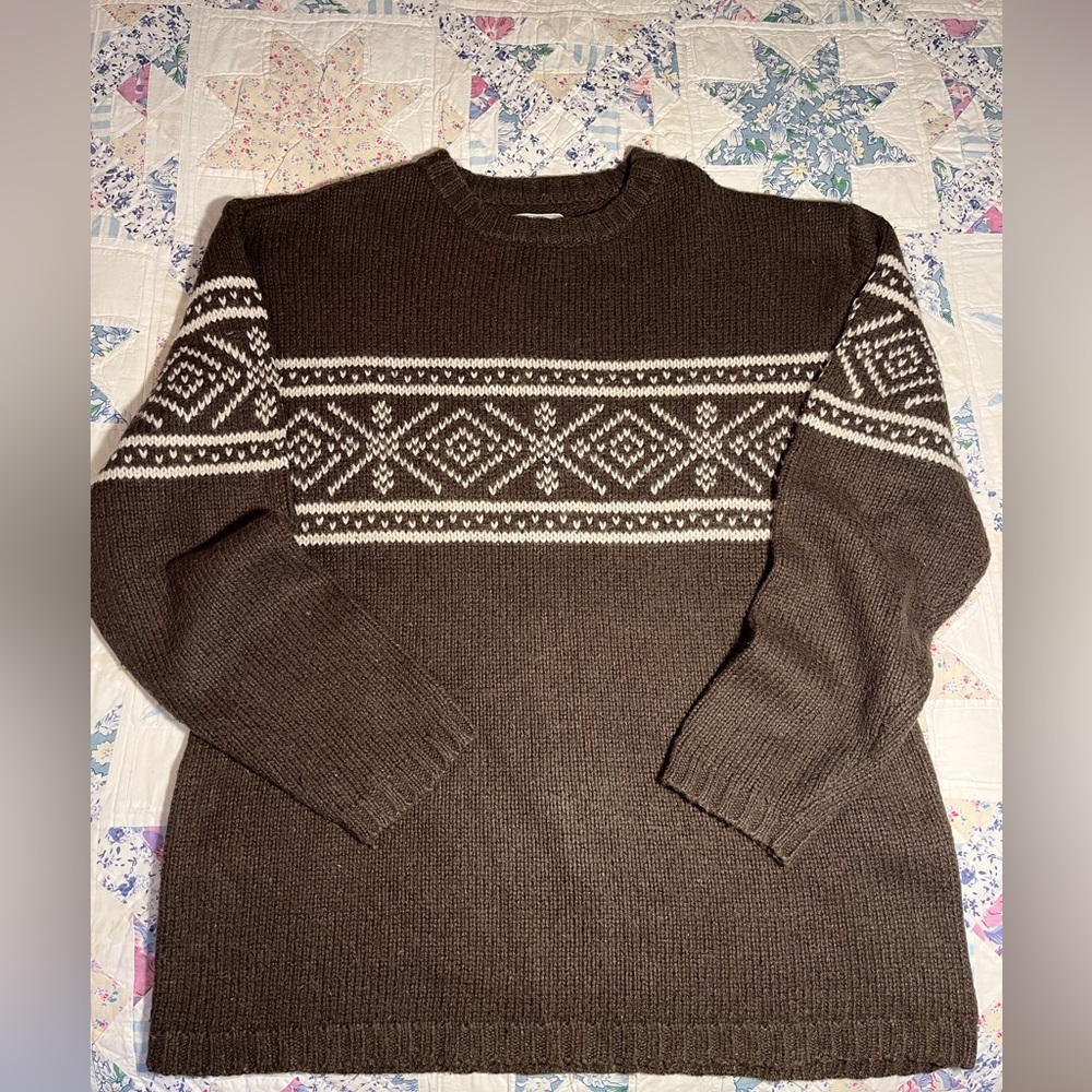 Y2K 90s Aeropostale Brown and White Sweater